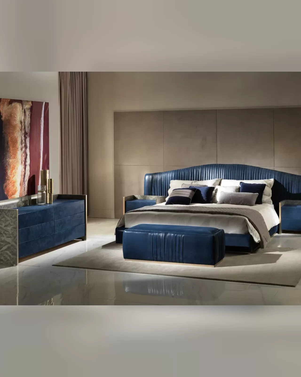 Licena Bed by Epoque, high end Italian furniture