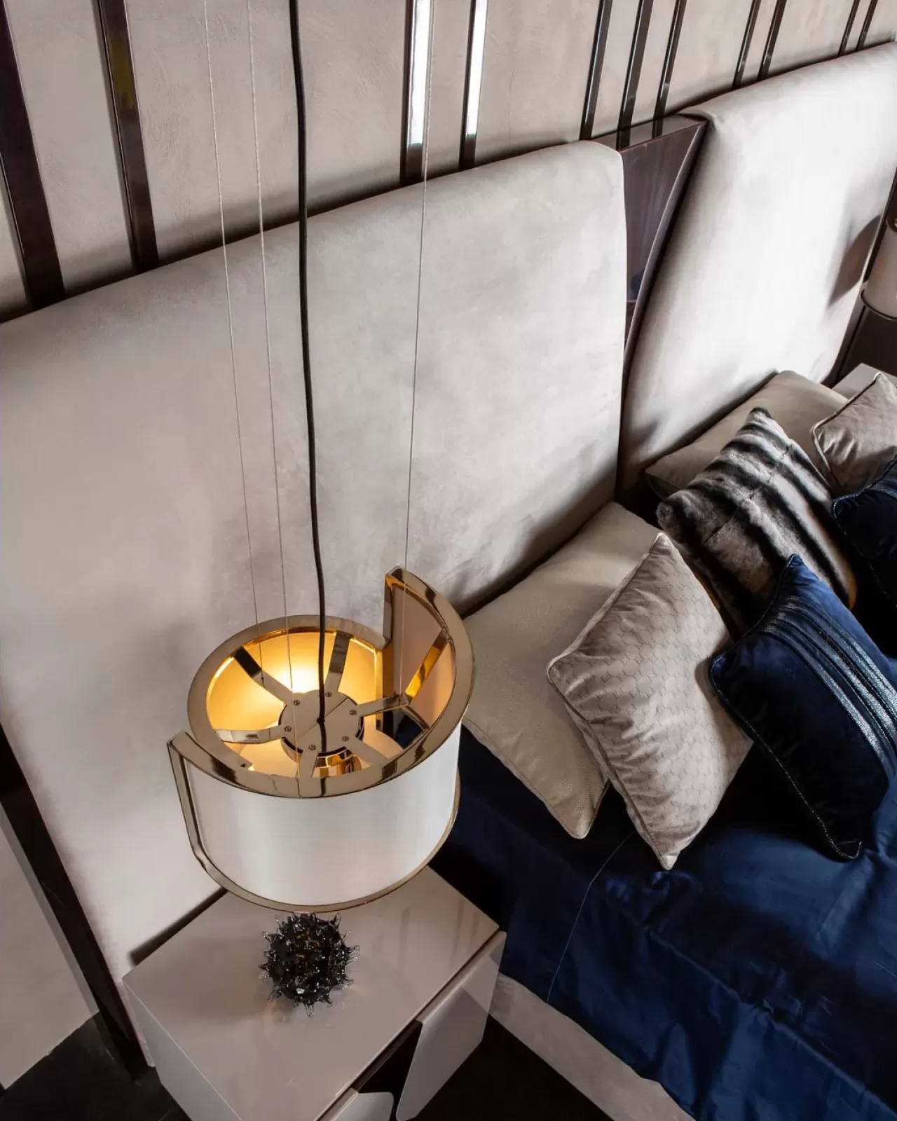Krypton Bed, upholstered bed from the Epoque Exence line