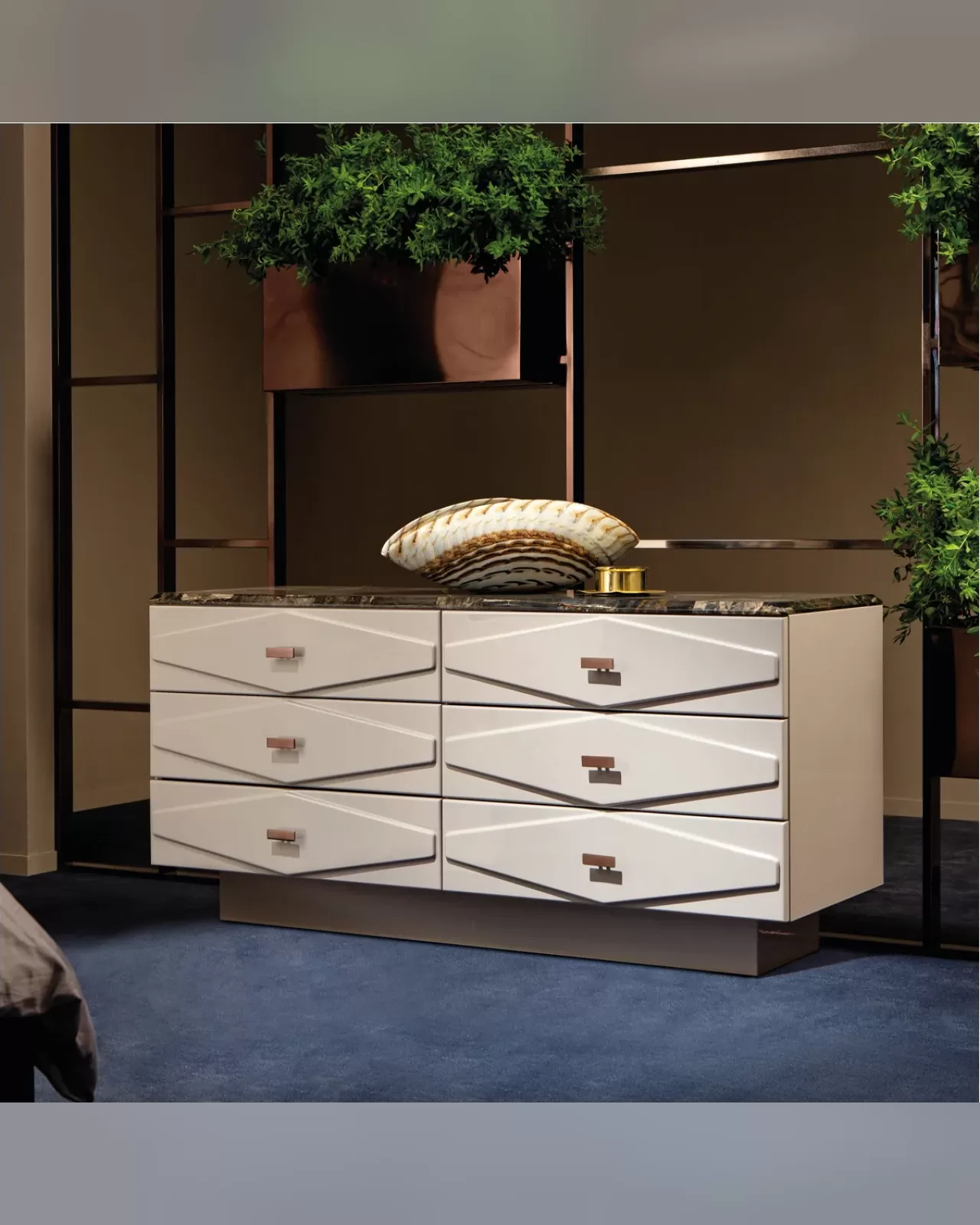 Cinabro Dresser, modern bedroom furniture