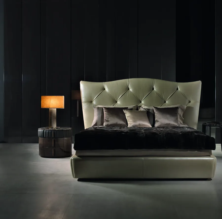 Letto Memento di Signorini & Coco, mobili di lusso per la camera da letto
