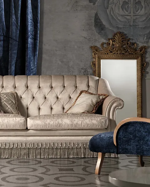 Poltrona in velluto Atmosphere di Epoque, immagine 3 di 3, arredamento italiano per il soggiorno di una villa