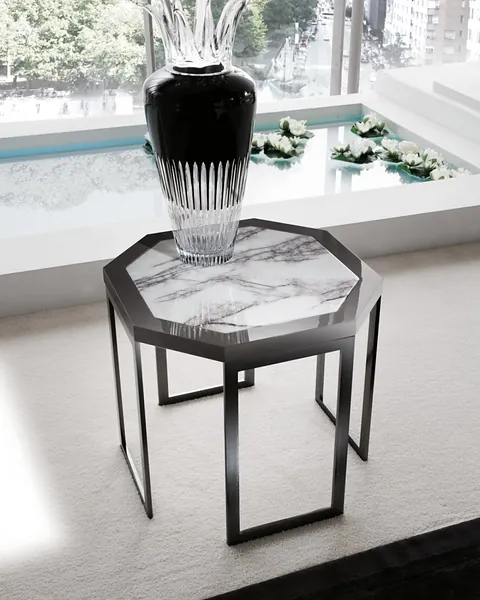 Vision display cabinet by Giorgio Collection, Display Cabinets