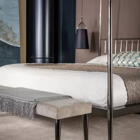Urbino Canopy Bed