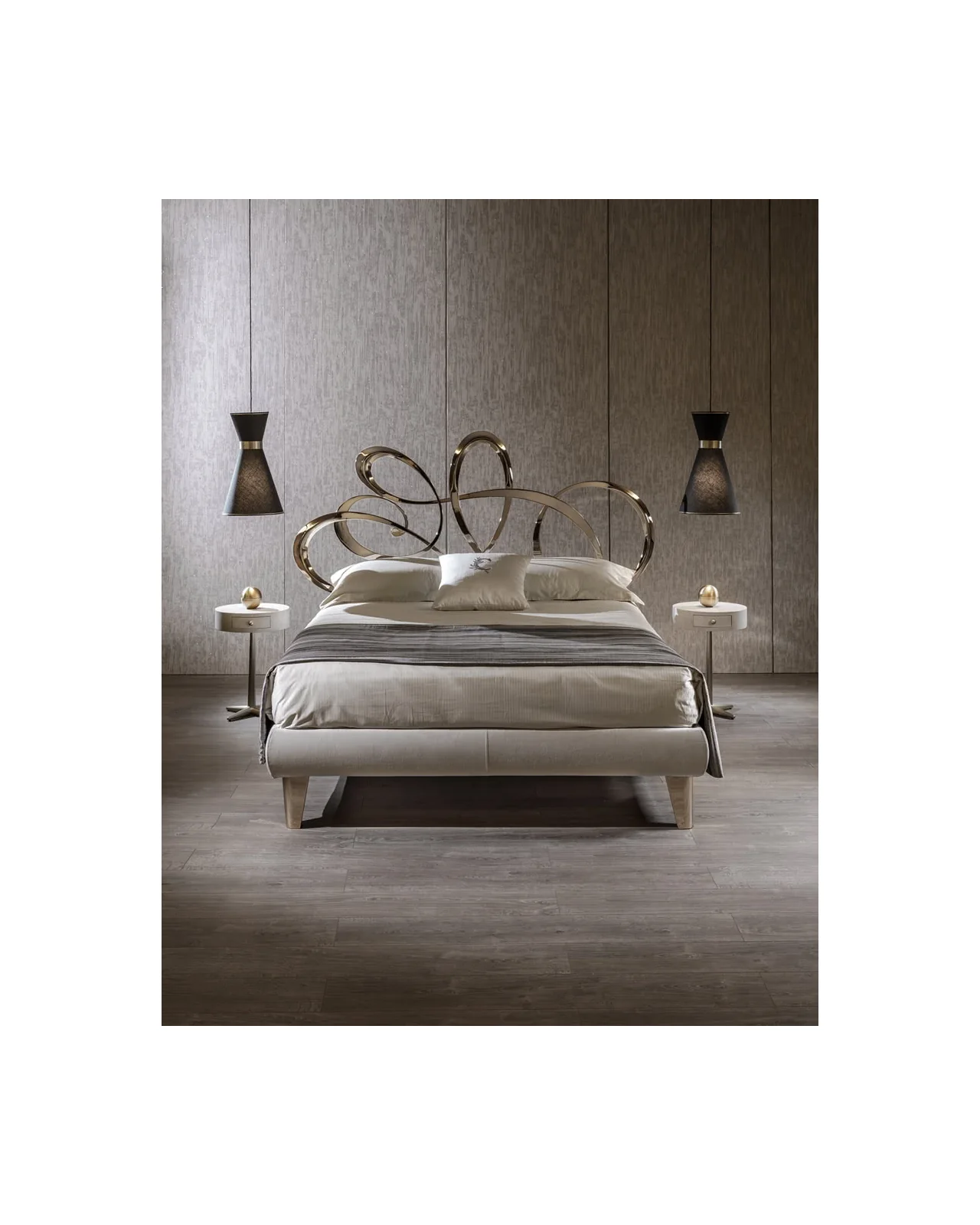 Dolcevita bed by Cantori, in an interior setting, photo 3 of 6