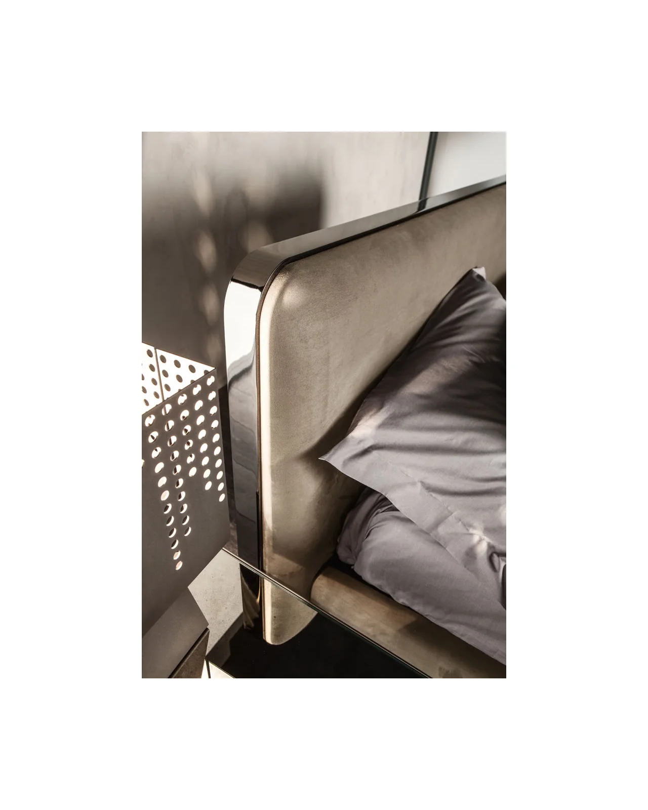 Elvis bed by Cantori, in an interior setting, photo 2 of 8, Nobili Design catalog