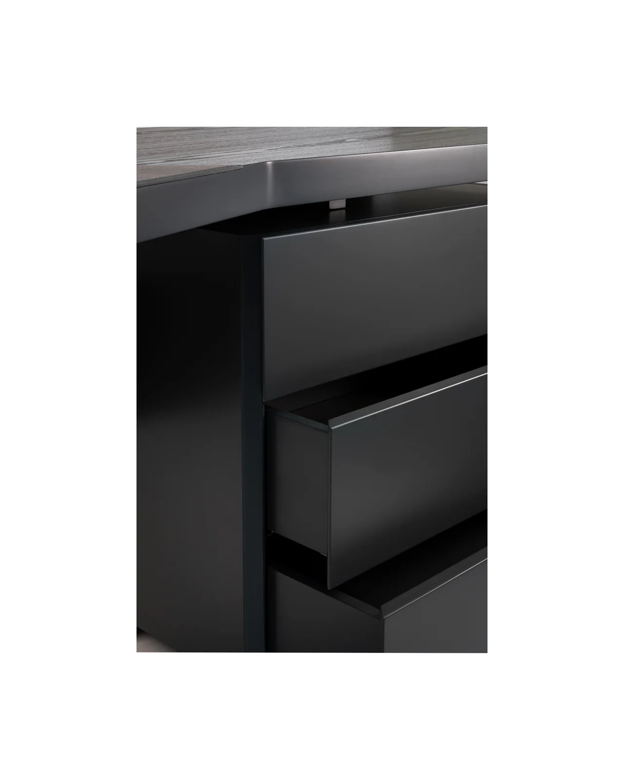 Macao desk by Cantori, in an interior setting, photo 2 of 13