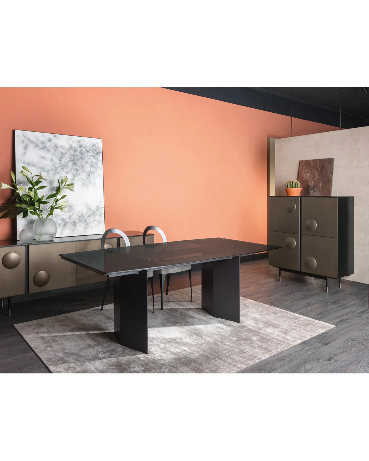 Milton dining table by Cantori, in an interior setting, photo 7 of 8