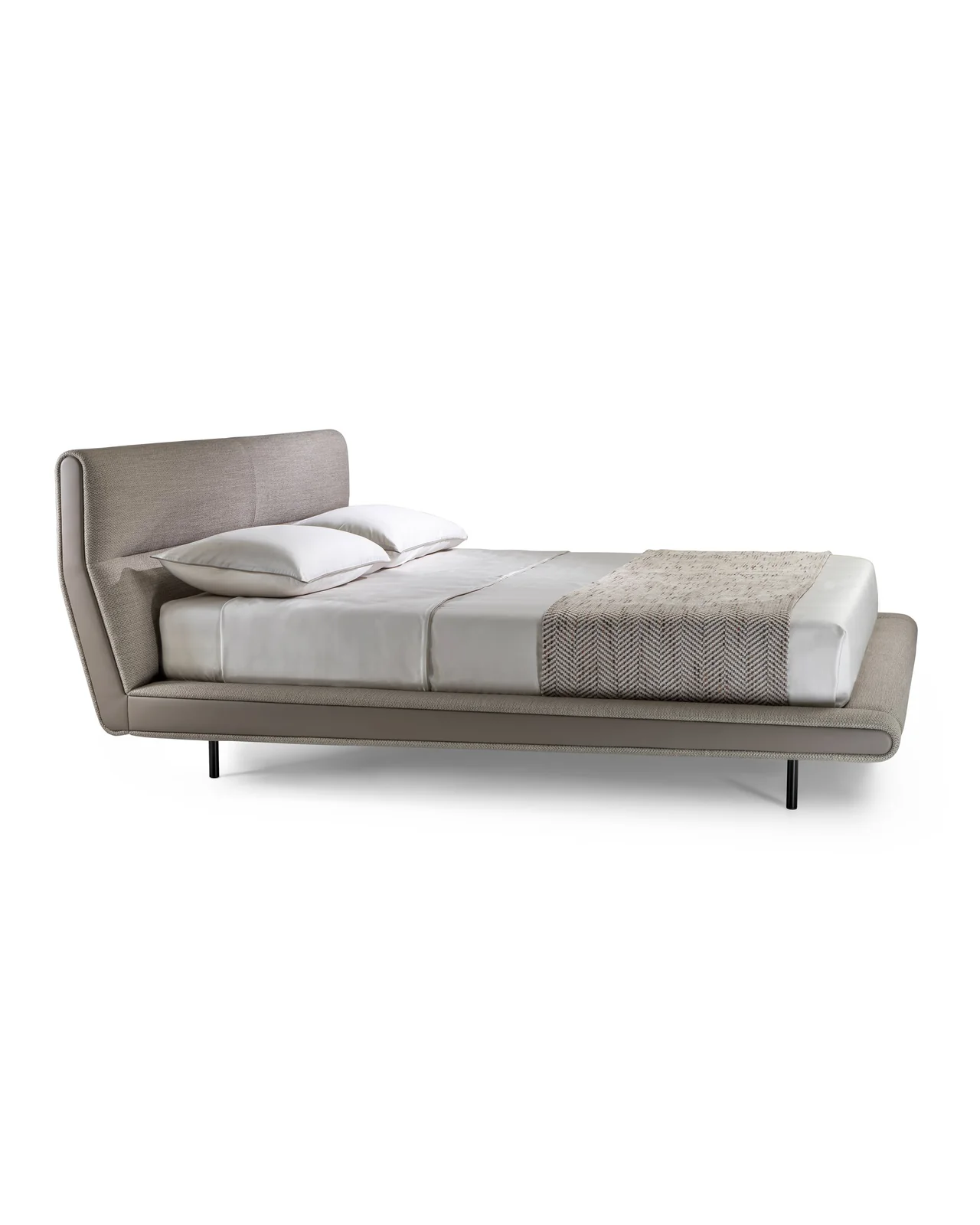 Sharon bed by Cantori, studio view, photo 3 of 11, Nobili Design catalog