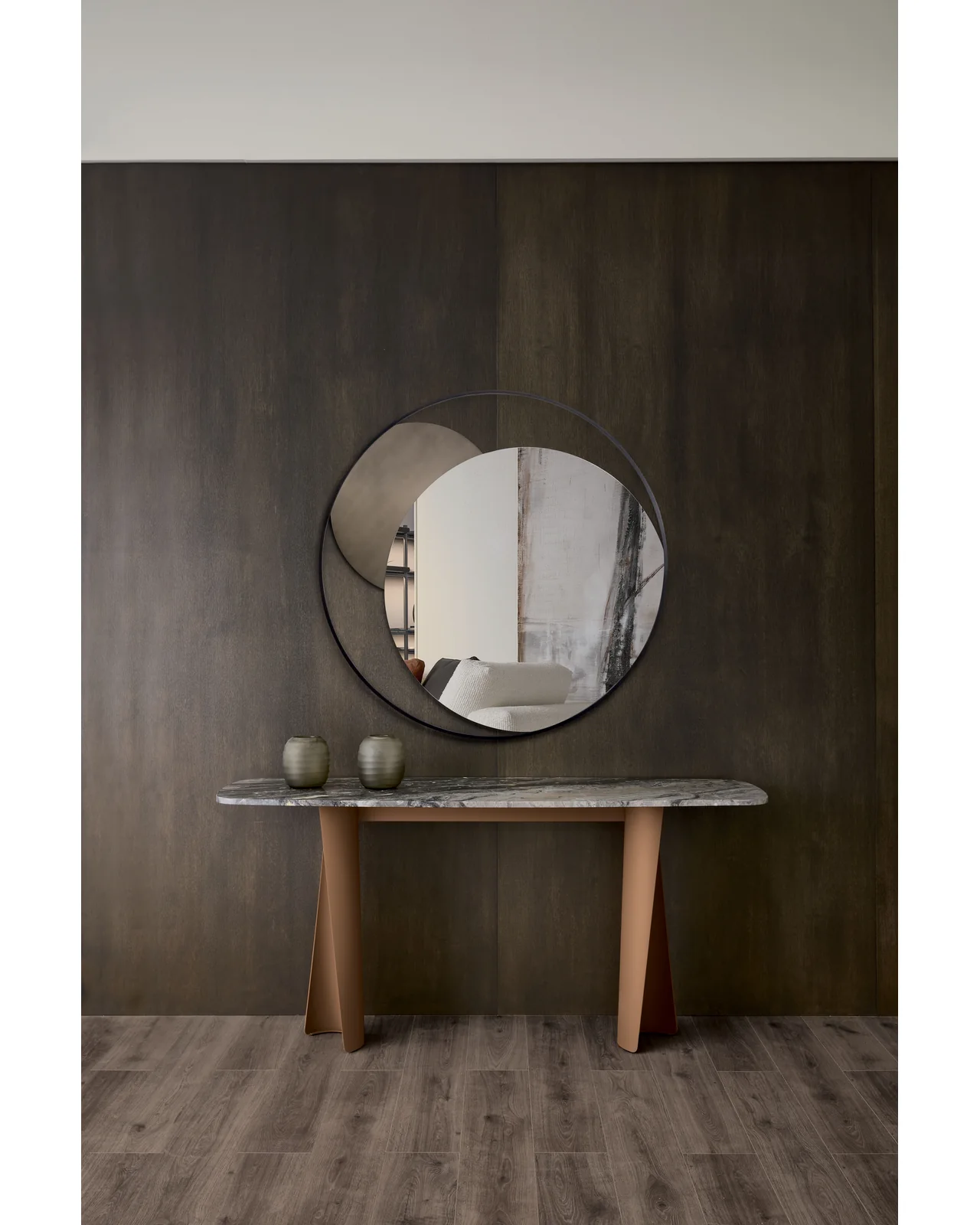 Ulisse console table by Cantori, in an interior setting, photo 3 of 3