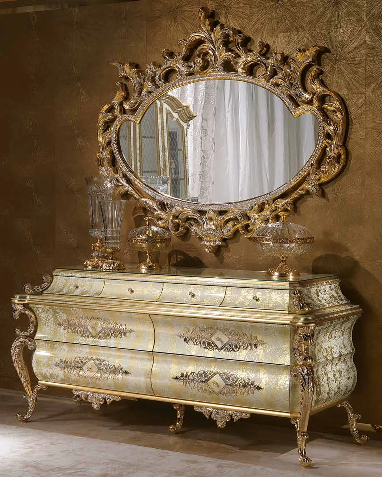 Aida Metal Mirror AD004, Cappelletti Aida collection, classic Italian mirror in a classic bedroom setting, photo 1 of 6