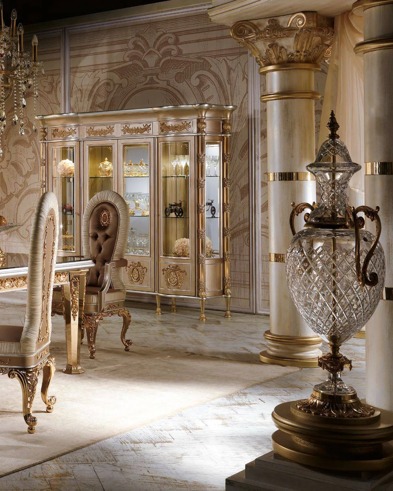 Royal Dining Chair RY015, Cappelletti Royal collection, classic Italian dining chair in a classic dining room setting, photo 1 of 4