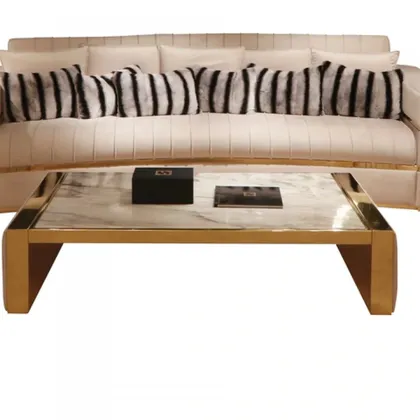 Poltrona Signature 01 di pregio rivestita in morbido velluto, ideale per salotti contemporanei di ispirazione italiana.