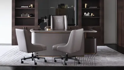 HILARY CHAIR