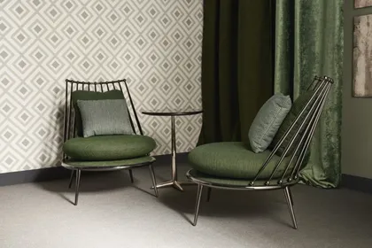 Poltrona Aurora bacchettata Iron Back, mobili italiani contemporanei