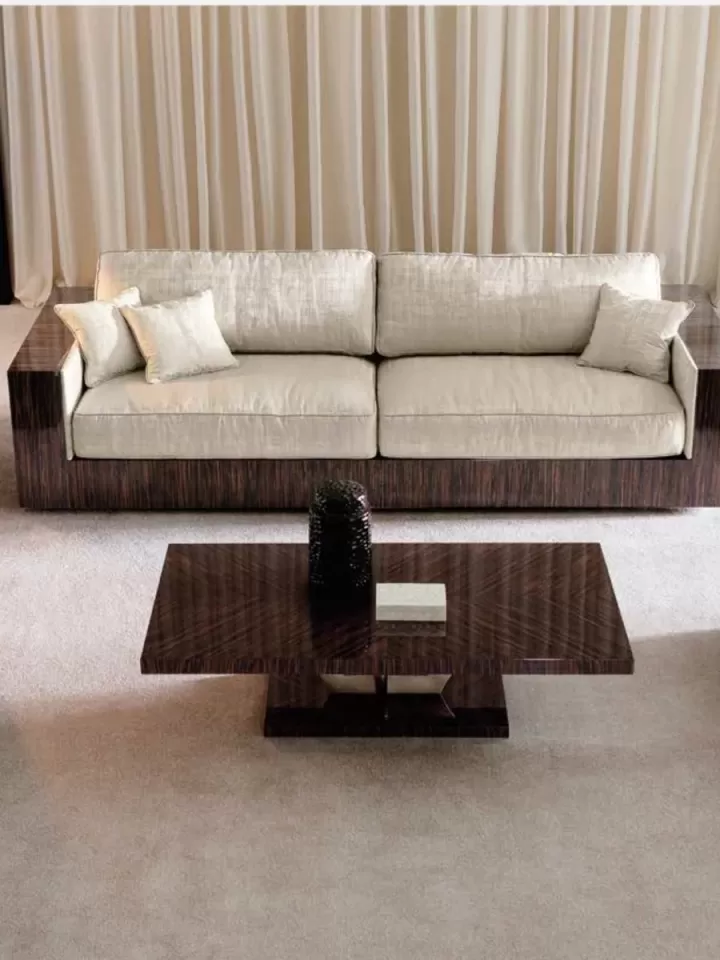 Opera-Contemporaneo-Glossy-Chic